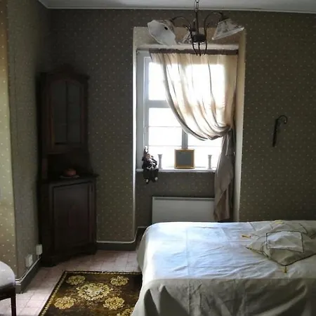 Carleborg Hostel *